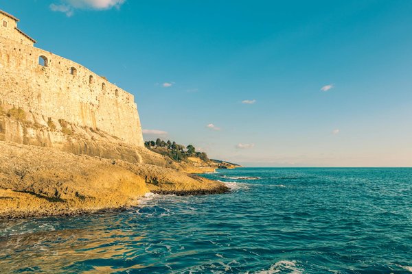 Explorez les Meilleurs Campings en France avec Locations de Chalets Inoubliables !